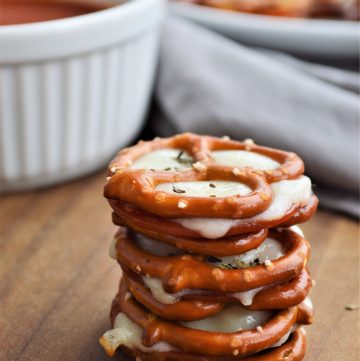 pretzel pizza bites recipe